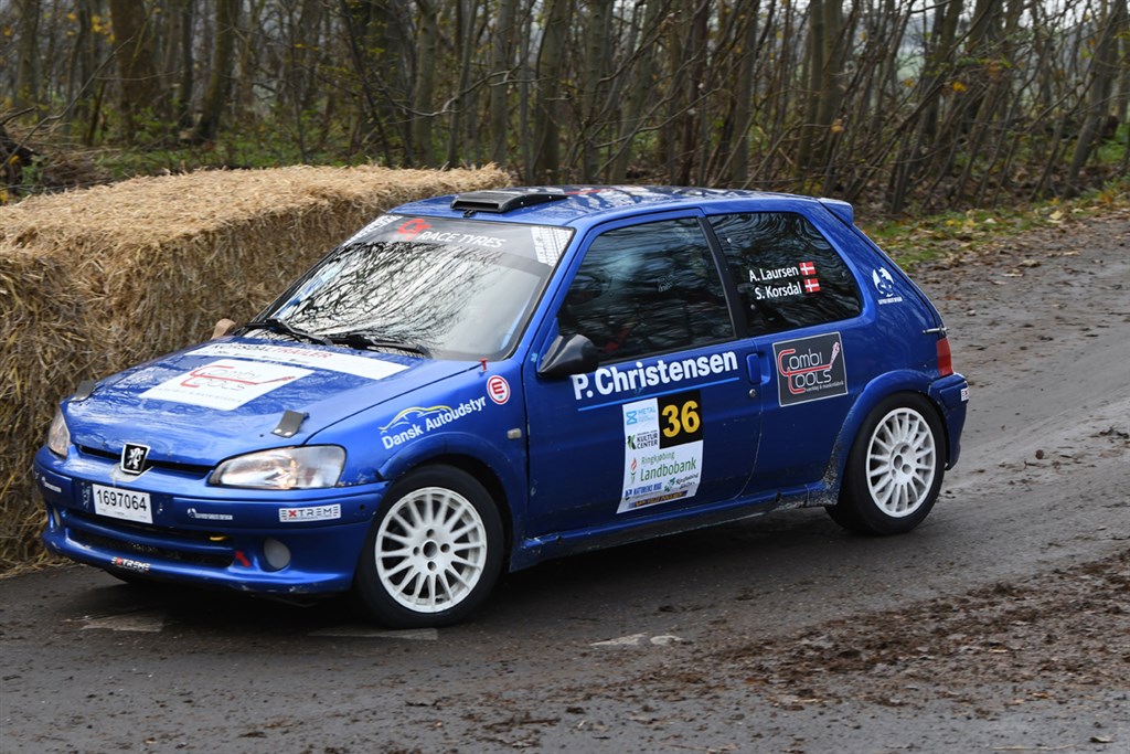 Anders Kroun Laursen og Søren Korsdal Pedersen, Jordrup/Viborg, DM-vindere i RN6-klassen.
(Foto: Morten Dam)